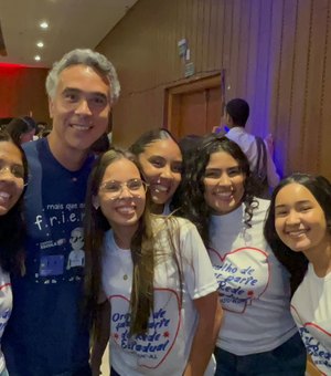 Programa idealizado por Rafael Brito ajuda a reduzir evasão escolar no país, aponta estudo