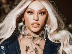 [Vídeo] Revista dos EUA inclui música de Pabllo Vittar entre melhores da história
