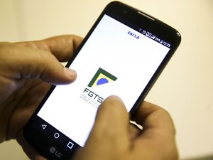 Caixa estende horário de atendimento amanhã e abre no sábado