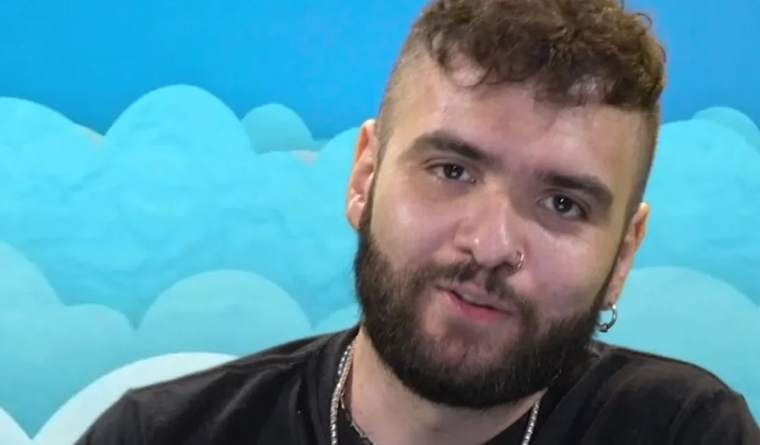 Artista brasileiro diz que foi banido dos EUA por piada sobre Charlie Kirk