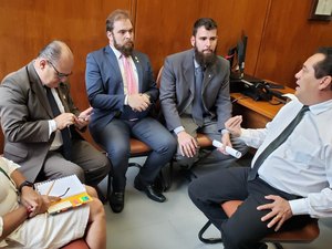 Severino Pessoa recebe representantes da Ufal e reafirma investimentos à instituição