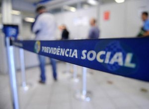 Calculadora eletrônica do INSS permite saber quanto tempo falta para a aposentadoria