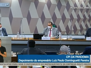 Diretor de Imunizações da Saúde diz que reverendo levou proposta da Davati