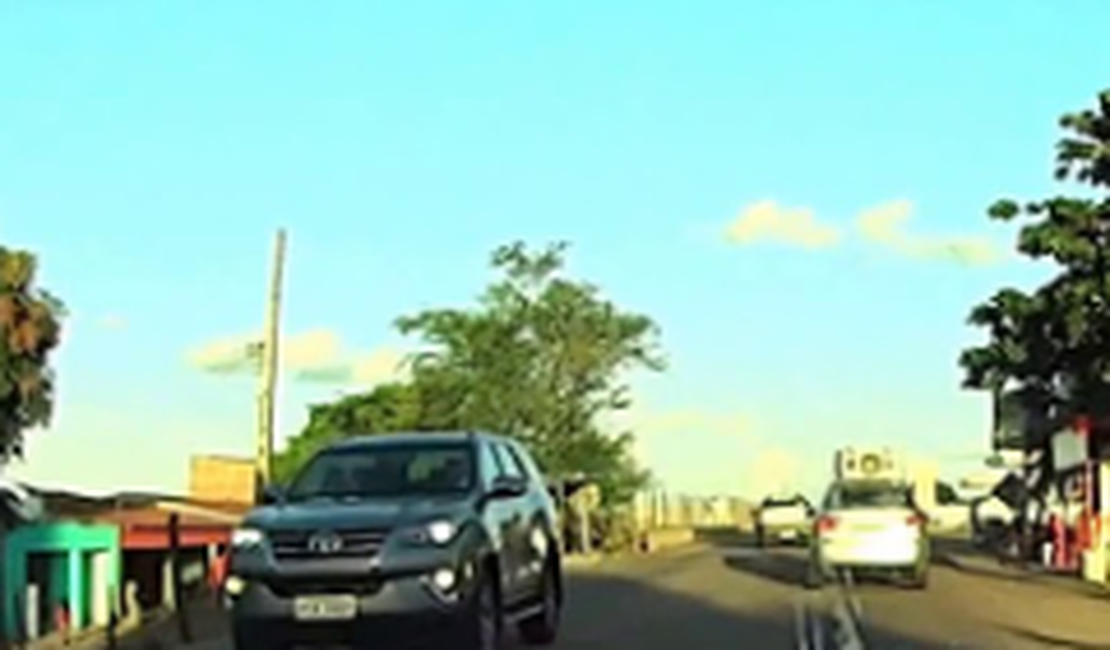 Motorista tem carro roubado ao passar em quebra-mola  na zona rural de Craíbas 
