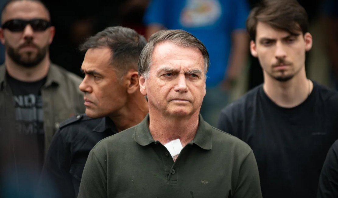 Moraes autoriza cirurgia de Bolsonaro após laudo médico da PF