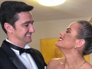 Maria Cândida termina namoro pelo WhatsApp e ex divulga conversa