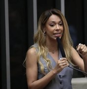 Erika Hilton pede que ONU investigue Meta e Zuckerberg por 'ameaça' à população LGBT