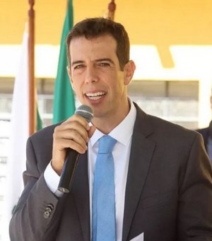 Renato Feder anuncia que recusou convite para ser ministro da Educação