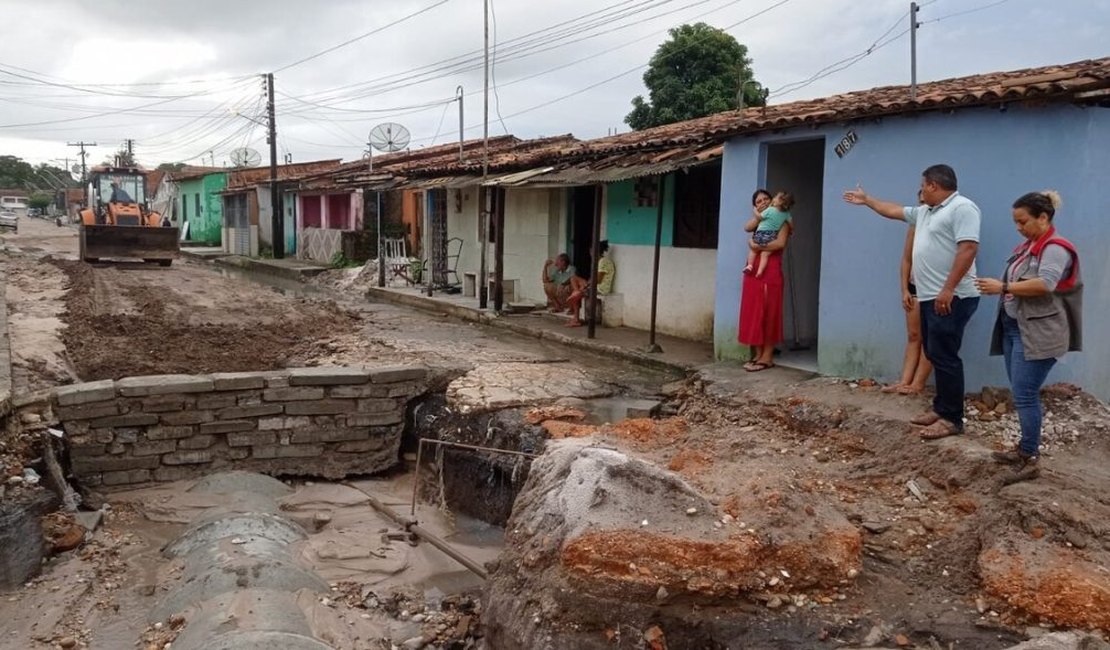 Prefeitura de Penedo atua de forma imediata em relação aos danos causados pelas chuvas