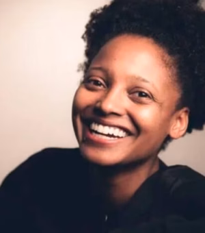 Tracy K Smith lança no Brasil livro com o qual conquistou Pulitzer