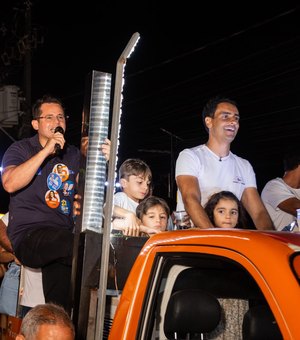 Gunnar e Mesaque promovem grande carreata com JHC e Marina em Maceió