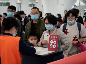China isola segunda cidade para tentar frear epidemia de coronavírus