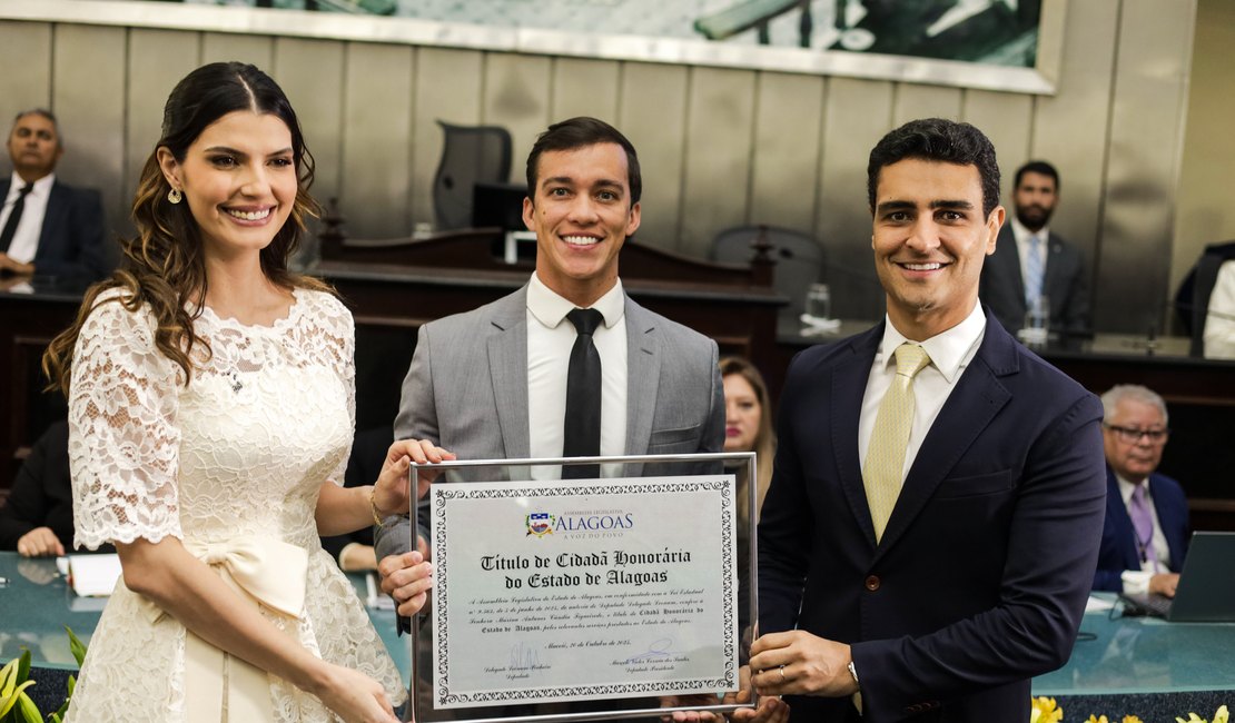 ALE concede Título de Cidadã Honorária à primeira-dama de Maceió, Marina Cândia