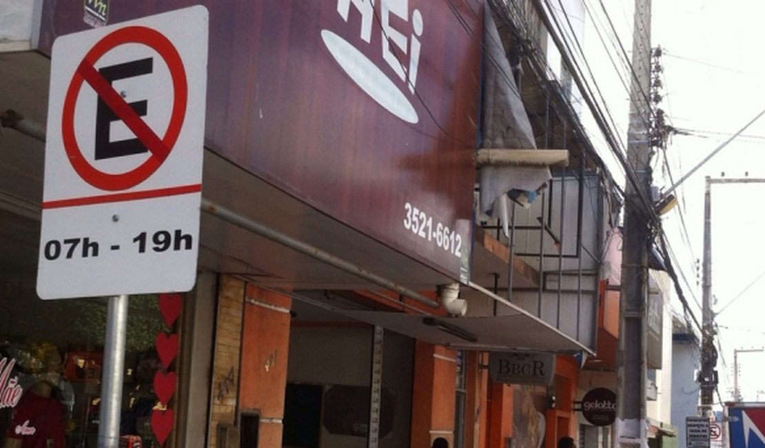 Empresários reclamam de nova sinalização em ruas do centro de Arapiraca