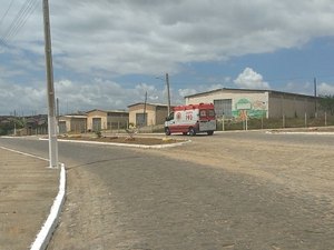 Homem sofre tentativa de homicídio após se recusar trabalhar para o tráfico