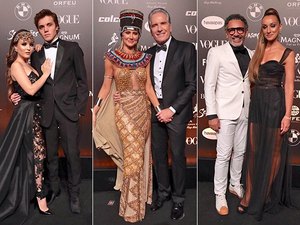 Baile da Vogue reúne casais e time de celebridades em SP