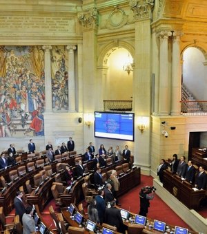 Congresso colombiano aprova novo acordo de paz com as Farc