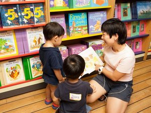 Maior livraria flutuante do mundo está no Brasil e vai percorrer quatro estados