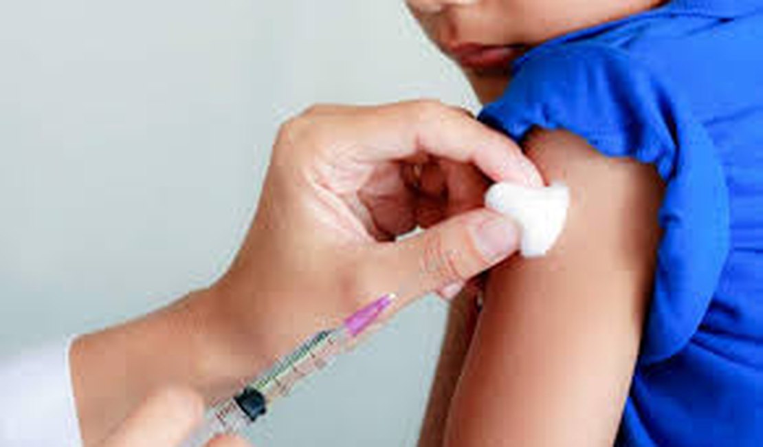 Alagoas não sofre desabastecimento de vacina contra meningite, diz Sesau