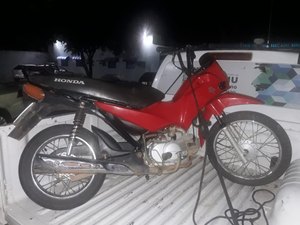 PM recupera motocicleta que havia sido roubada um dia antes