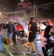 Engavetamento na Avenida Leste-Oeste deixa um morto e pelo menos quatro feridos