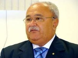 Ex-prefeito de Tanque D´arca denuncia tentativa de suborno para desistir das eleições