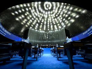 Senado aprova piso salarial de professores em R$ 5.130,63