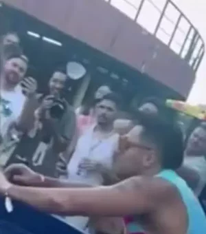 Tirullipa é condenado a indenizar em R$ 15 mil vítimas de assédio na Farofa da Gkay
