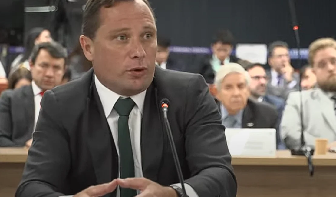 PF sugere inclusão de Cid e parentes em programa de testemunhas ameaçadas