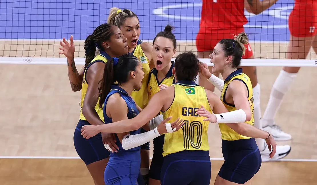 Brasil supera Turquia e conquista bronze no vôlei feminino em Paris