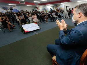 Novos auditores tomam posse em solenidade no Palácio República dos Palmares