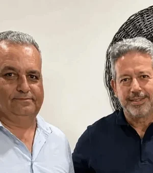 Gaspar e Lira articulam apoio de 30 prefeitos alagoanos a Flávio Bolsonaro no 2º turno