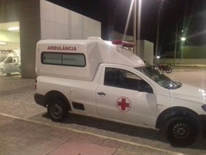 Homem sofre golpes de arma branca em Penedo