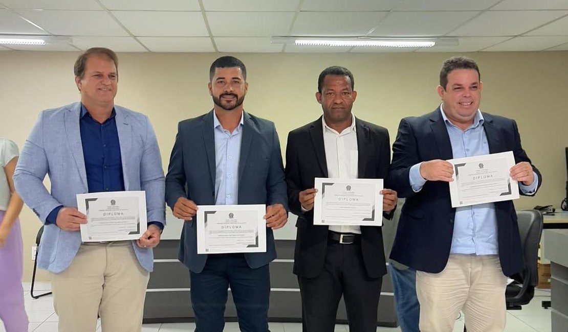 Câmara de Japaratinga convoca para hoje posse de vereadores e eleição da Mesa Diretora