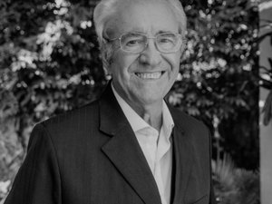 Morre Juca de Oliveira, ícone da dramaturgia brasileira, aos 91 anos