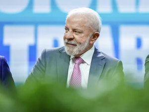 'Vamos ter que colocar alguém na cadeia', diz Lula sobre combustíveis