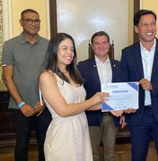 Rodrigo Cunha lança novo modelo que agiliza licenciamento de obras em Maceió