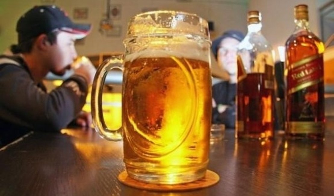 Sesau firma parceria para controle de bebidas alcoólicas a menores