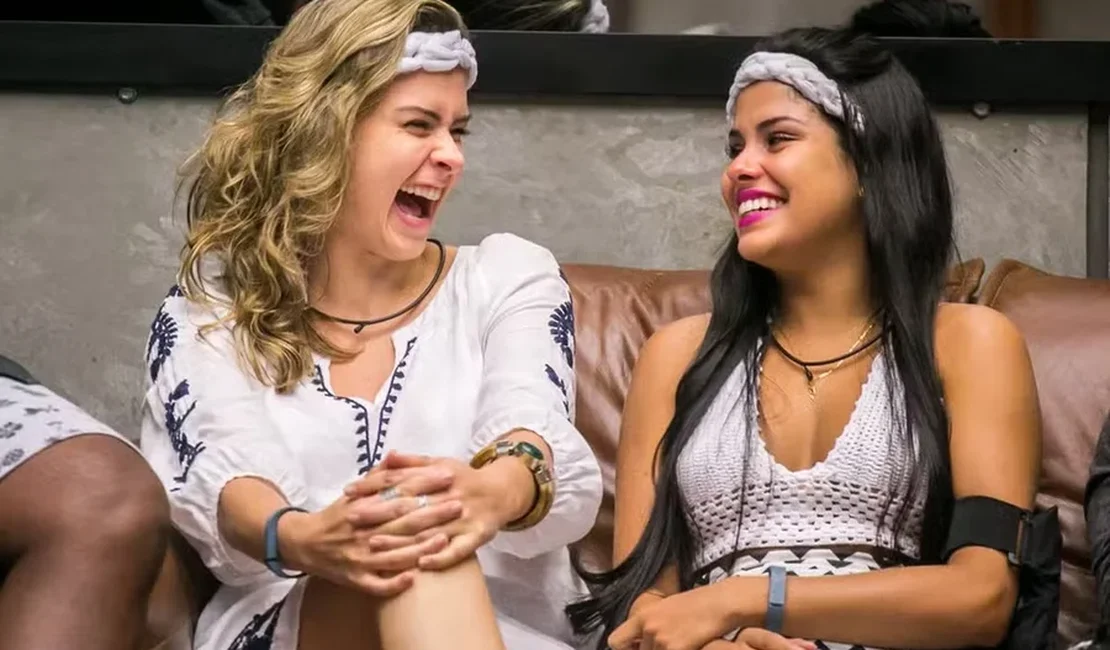 Munik Nunes revela motivo do rompimento com Ana Paula Renault