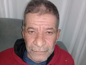 Homem que vive nas ruas de São Paulo tenta encontrar parentes em Alagoas