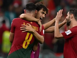 'Leves' sem CR7, João Félix e Bruno Fernandes ditam o ritmo de Portugal na Copa do Mundo