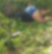 Corpo de mulher é achado ao lado de moto em área de mato em Jaramataia