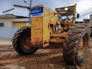 Prefeitura de Maceió inicia serviços para pavimentação de ruas no Vale do Reginaldo