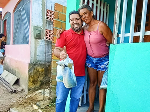 Prefeito de Viçosa anuncia entrega de 15 toneladas de alimentos na Semana Santa