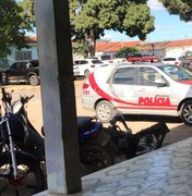 Jovem tenta fugir com moto roubada, mas é detido pela polícia