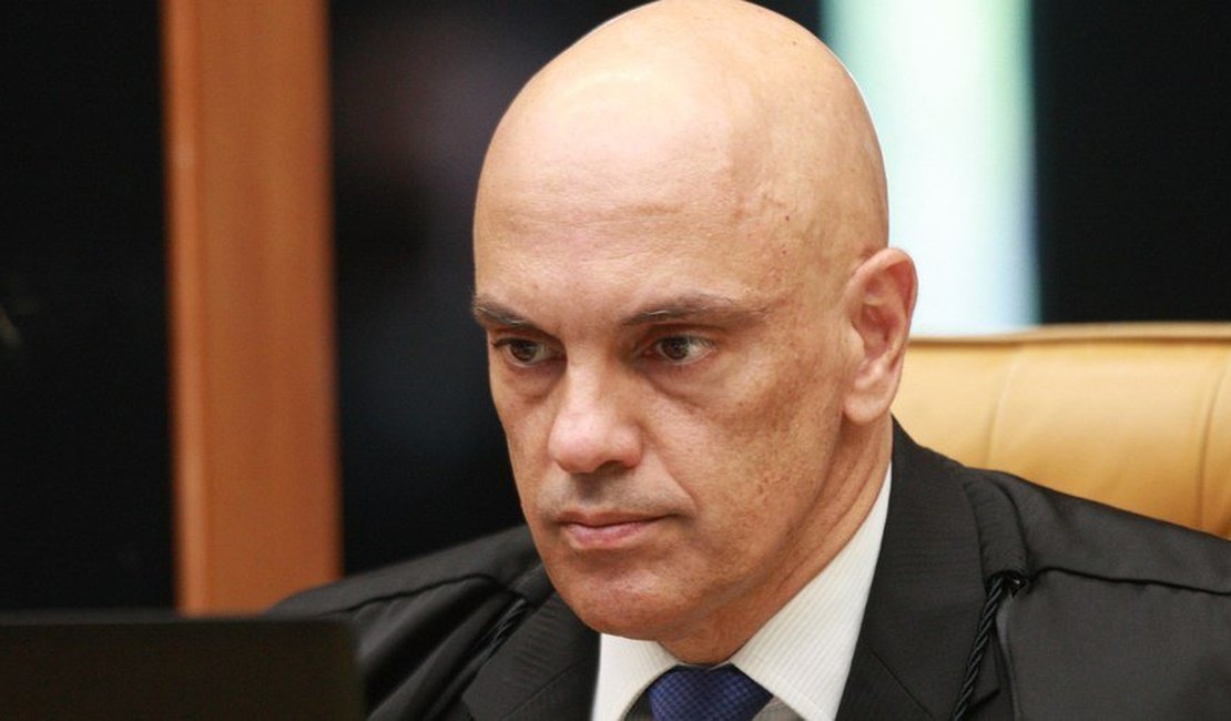 Moraes determina à PF que tome depoimento de Bolsonaro em até 30 dias