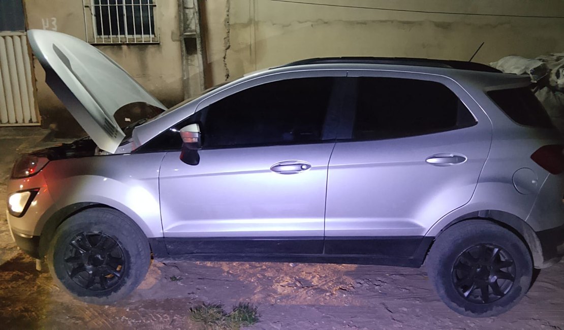 Carro roubado em Pernambuco é apreendido no município de Maragogi
