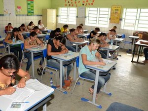 Prefeitura na Bahia abre concurso com 500 vagas e salários até R$ 10 mil