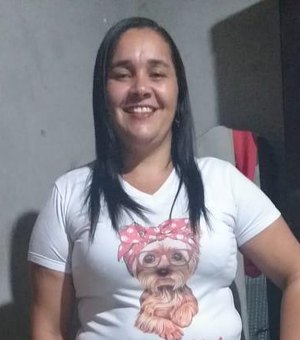 Sergipana pede ajuda para conhecer mãe biológica que mora em Feira Grande