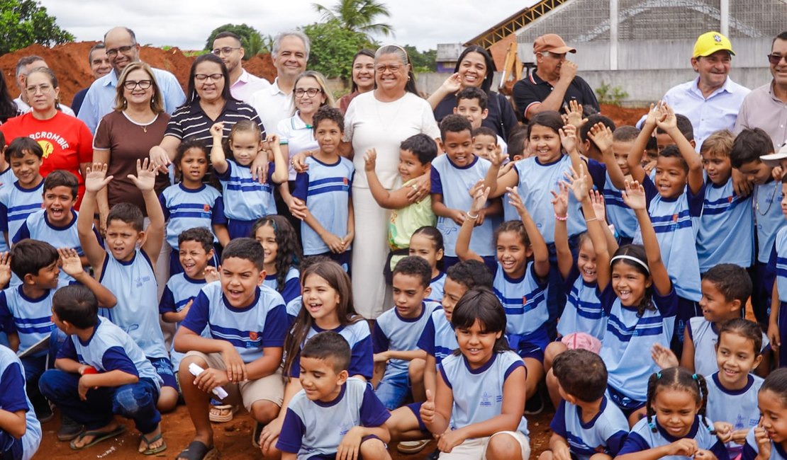 Prefeita assina Ordem de Serviço para reforma e ampliação da Escola Ludugério Amâncio